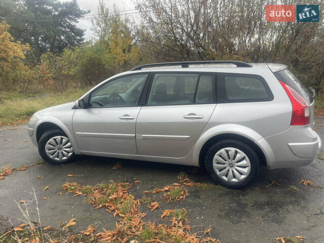 Рено Меган 2006 в Ковель на Automoto.ua Серый Рено Меган, объемом двигателя 1.6 л и пробегом 287 тыс. км за 4650 $, фото 2 на Automoto.ua