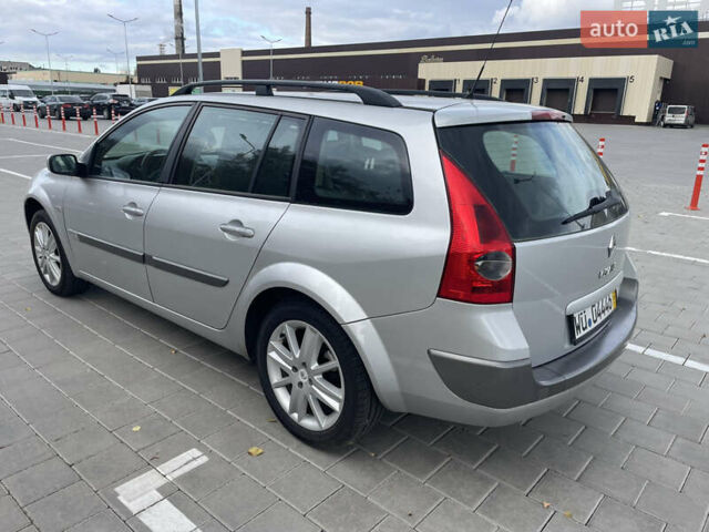 Серый Рено Меган, объемом двигателя 1.6 л и пробегом 196 тыс. км за 5500 $, фото 1 на Automoto.ua
