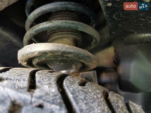 Рено Меган 2006 в Конотопе на Automoto.ua Серый Рено Меган, объемом двигателя 2 л и пробегом 219 тыс. км за 5600 $, фото 32 на Automoto.ua