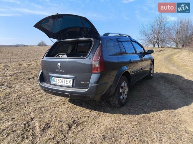 Серый Рено Меган, объемом двигателя 2 л и пробегом 195 тыс. км за 5800 $, фото 3 на Automoto.ua