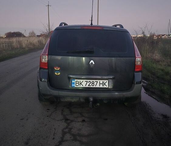 Сірий Рено Меган, об'ємом двигуна 1.5 л та пробігом 345 тис. км за 4200 $, фото 3 на Automoto.ua