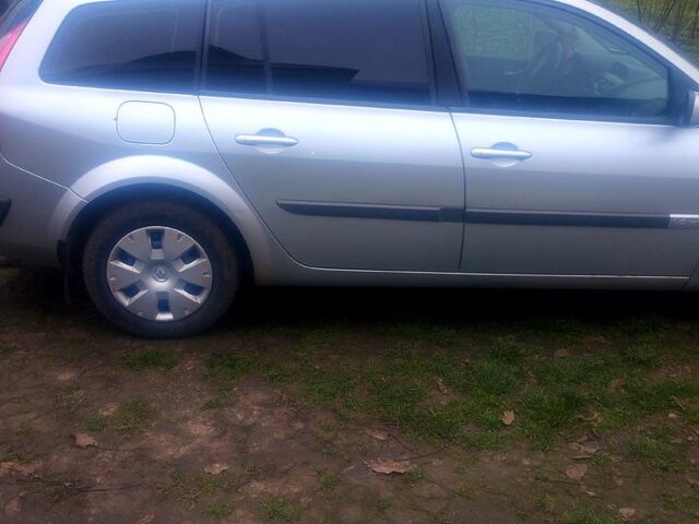 Сірий Рено Меган, об'ємом двигуна 1.6 л та пробігом 199 тис. км за 4900 $, фото 5 на Automoto.ua