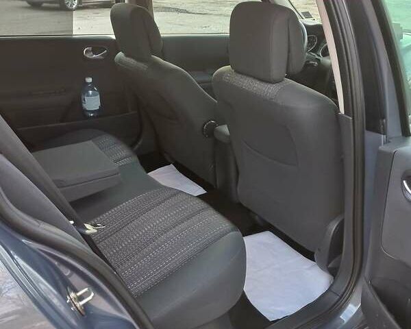 Сірий Рено Меган, об'ємом двигуна 1.6 л та пробігом 107 тис. км за 6999 $, фото 46 на Automoto.ua