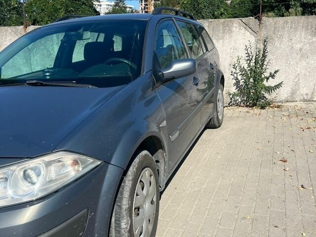 Сірий Рено Меган, об'ємом двигуна 1.6 л та пробігом 220 тис. км за 2400 $, фото 2 на Automoto.ua