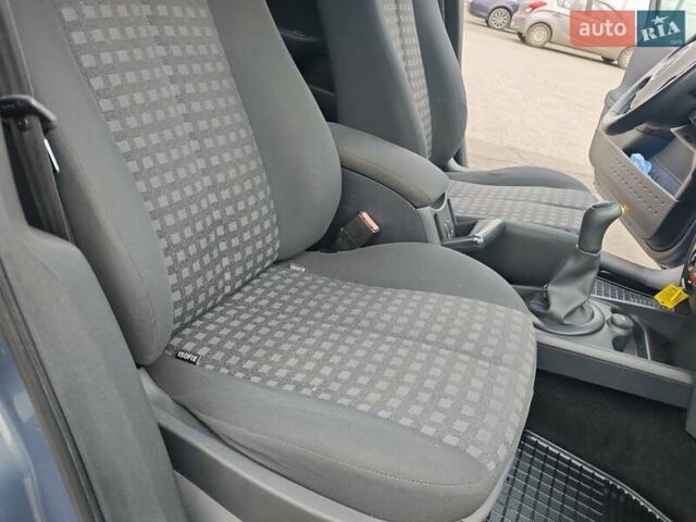 Серый Рено Меган, объемом двигателя 1.6 л и пробегом 190 тыс. км за 5550 $, фото 28 на Automoto.ua