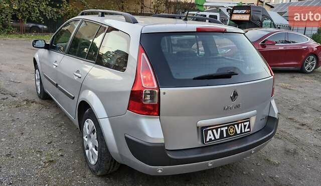 Сірий Рено Меган, об'ємом двигуна 1.6 л та пробігом 220 тис. км за 5500 $, фото 1 на Automoto.ua