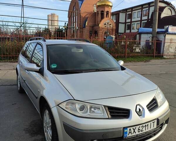 Сірий Рено Меган, об'ємом двигуна 1.6 л та пробігом 267 тис. км за 4800 $, фото 2 на Automoto.ua