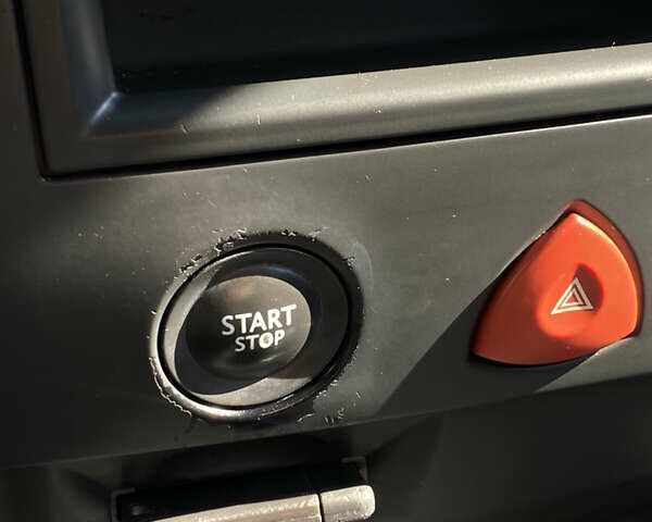 Сірий Рено Меган, об'ємом двигуна 1.6 л та пробігом 163 тис. км за 5450 $, фото 14 на Automoto.ua