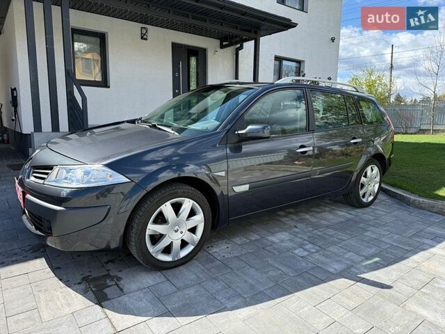 Серый Рено Меган, объемом двигателя 2 л и пробегом 219 тыс. км за 6300 $, фото 4 на Automoto.ua