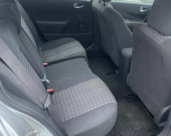 Сірий Рено Меган, об'ємом двигуна 1.6 л та пробігом 195 тис. км за 5200 $, фото 9 на Automoto.ua