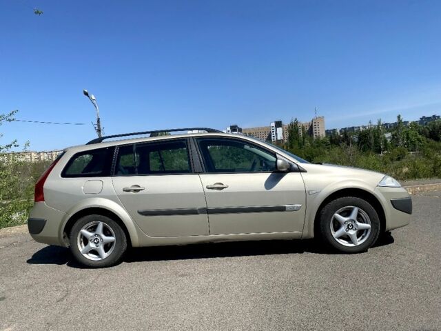 Серый Рено Меган, объемом двигателя 1.6 л и пробегом 278 тыс. км за 5000 $, фото 3 на Automoto.ua