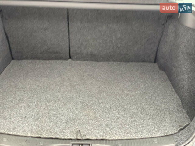 Сірий Рено Меган, об'ємом двигуна 1.6 л та пробігом 263 тис. км за 5300 $, фото 14 на Automoto.ua