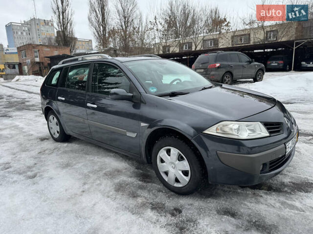 Серый Рено Меган, объемом двигателя 1.6 л и пробегом 218 тыс. км за 5000 $, фото 4 на Automoto.ua