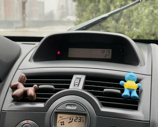 Серый Рено Меган, объемом двигателя 1.87 л и пробегом 243 тыс. км за 5500 $, фото 15 на Automoto.ua