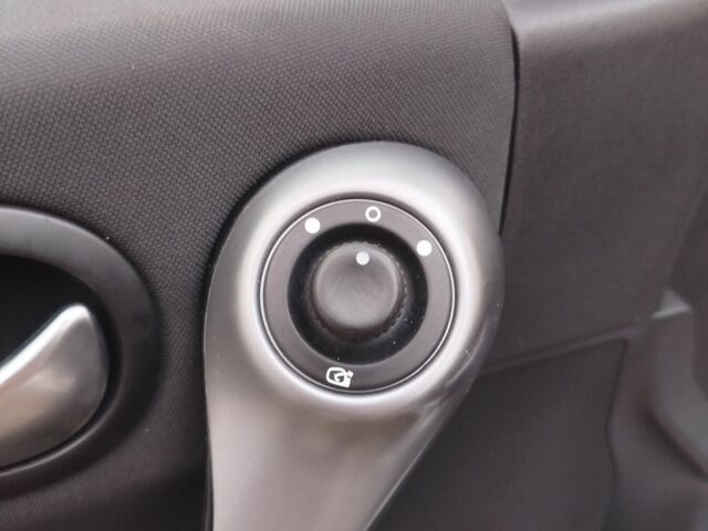 Сірий Рено Меган, об'ємом двигуна 1.6 л та пробігом 191 тис. км за 6100 $, фото 17 на Automoto.ua