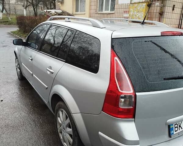 Сірий Рено Меган, об'ємом двигуна 1.6 л та пробігом 174 тис. км за 4000 $, фото 7 на Automoto.ua