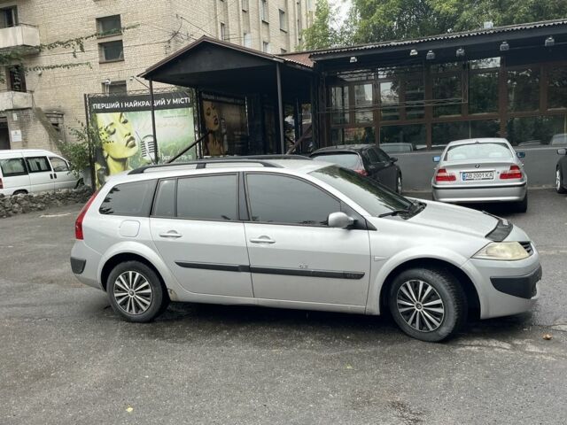 Серый Рено Меган, объемом двигателя 1.5 л и пробегом 300 тыс. км за 4800 $, фото 3 на Automoto.ua