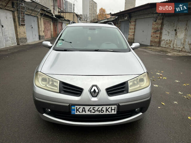 Сірий Рено Меган, об'ємом двигуна 1.6 л та пробігом 285 тис. км за 4850 $, фото 4 на Automoto.ua