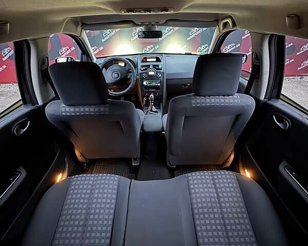 Серый Рено Меган, объемом двигателя 1.87 л и пробегом 243 тыс. км за 5800 $, фото 14 на Automoto.ua