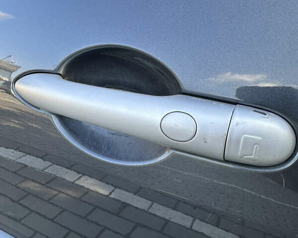 Серый Рено Меган, объемом двигателя 1.6 л и пробегом 235 тыс. км за 5200 $, фото 35 на Automoto.ua