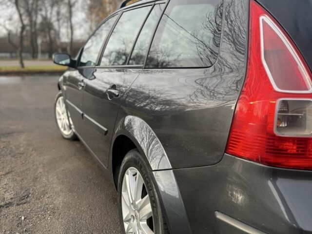 Серый Рено Меган, объемом двигателя 1.6 л и пробегом 215 тыс. км за 5400 $, фото 12 на Automoto.ua