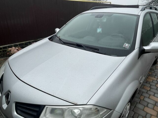 Серый Рено Меган, объемом двигателя 1.6 л и пробегом 230 тыс. км за 5000 $, фото 1 на Automoto.ua