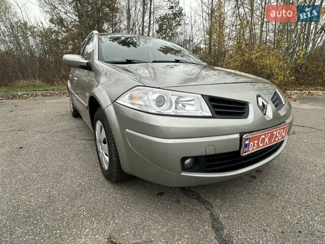 Серый Рено Меган, объемом двигателя 1.6 л и пробегом 179 тыс. км за 5300 $, фото 6 на Automoto.ua