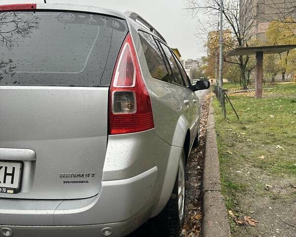 Сірий Рено Меган, об'ємом двигуна 1.6 л та пробігом 174 тис. км за 6000 $, фото 7 на Automoto.ua