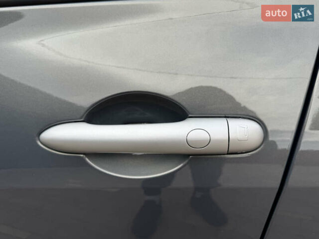 Сірий Рено Меган, об'ємом двигуна 1.6 л та пробігом 106 тис. км за 5999 $, фото 33 на Automoto.ua