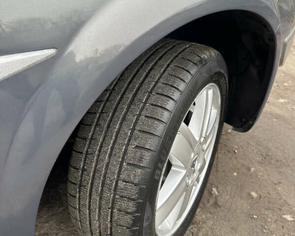 Серый Рено Меган, объемом двигателя 1.6 л и пробегом 174 тыс. км за 5550 $, фото 36 на Automoto.ua