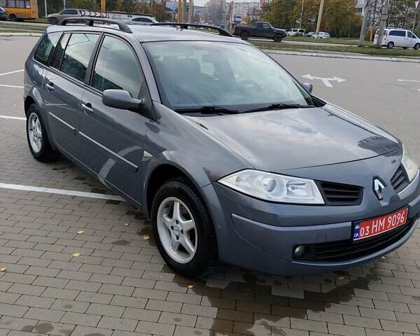 Рено Меган 2007 в Сумах на Automoto.ua Серый Рено Меган, объемом двигателя 1.6 л и пробегом 208 тыс. км за 5400 $, фото 19 на Automoto.ua