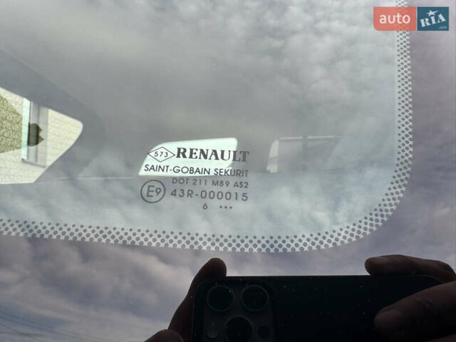 Сірий Рено Меган, об'ємом двигуна 1.6 л та пробігом 106 тис. км за 5999 $, фото 82 на Automoto.ua