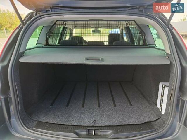 Серый Рено Меган, объемом двигателя 1.6 л и пробегом 240 тыс. км за 5450 $, фото 25 на Automoto.ua