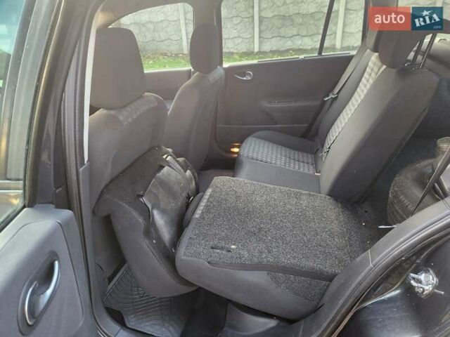 Серый Рено Меган, объемом двигателя 1.6 л и пробегом 248 тыс. км за 5300 $, фото 17 на Automoto.ua