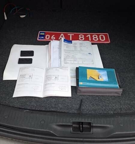 Сірий Рено Меган, об'ємом двигуна 1.6 л та пробігом 74 тис. км за 6800 $, фото 17 на Automoto.ua