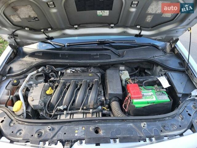 Рено Меган 2007 в Сумах на Automoto.ua Серый Рено Меган, объемом двигателя 1.4 л и пробегом 228 тыс. км за 3300 $, фото 13 на Automoto.ua