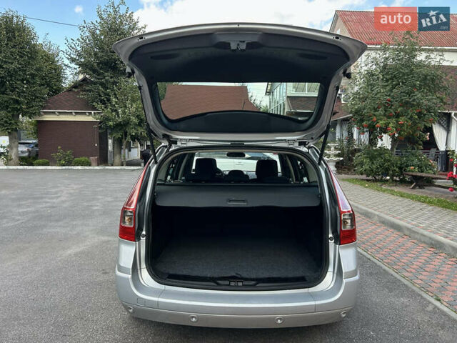 Рено Меган 2007 в Виннице на Automoto.ua Серый Рено Меган, объемом двигателя 1.6 л и пробегом 178 тыс. км за 5850 $, фото 69 на Automoto.ua