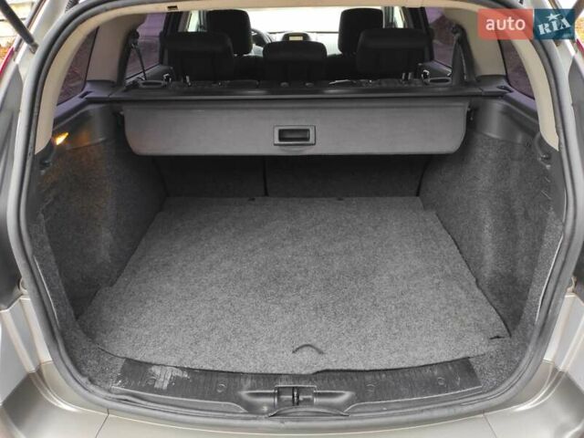 Серый Рено Меган, объемом двигателя 1.6 л и пробегом 199 тыс. км за 5490 $, фото 20 на Automoto.ua