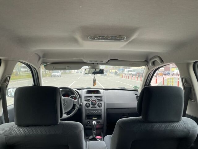 Серый Рено Меган, объемом двигателя 1.6 л и пробегом 196 тыс. км за 5500 $, фото 9 на Automoto.ua