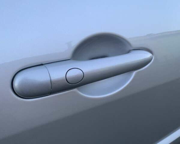 Серый Рено Меган, объемом двигателя 2 л и пробегом 162 тыс. км за 6299 $, фото 38 на Automoto.ua