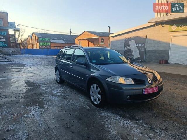 Серый Рено Меган, объемом двигателя 2 л и пробегом 191 тыс. км за 5750 $, фото 2 на Automoto.ua