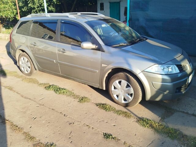Серый Рено Меган, объемом двигателя 1.5 л и пробегом 3 тыс. км за 5200 $, фото 1 на Automoto.ua