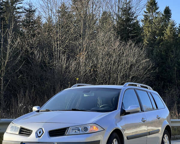 Серый Рено Меган, объемом двигателя 1.87 л и пробегом 300 тыс. км за 3600 $, фото 7 на Automoto.ua