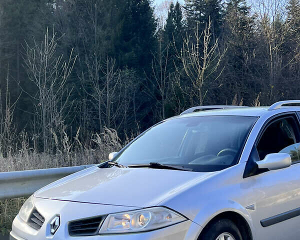 Серый Рено Меган, объемом двигателя 1.87 л и пробегом 300 тыс. км за 3600 $, фото 3 на Automoto.ua