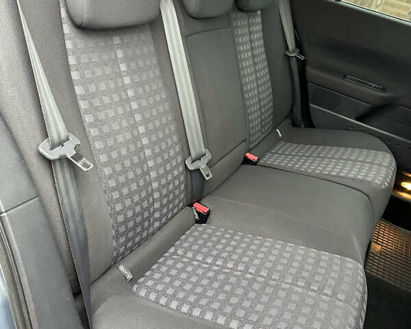 Серый Рено Меган, объемом двигателя 1.6 л и пробегом 174 тыс. км за 5550 $, фото 11 на Automoto.ua