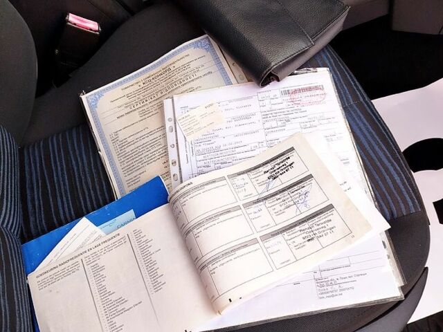 Сірий Рено Меган, об'ємом двигуна 1.6 л та пробігом 223 тис. км за 6200 $, фото 13 на Automoto.ua