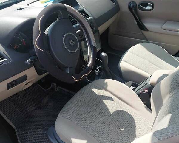 Сірий Рено Меган, об'ємом двигуна 1.6 л та пробігом 190 тис. км за 4800 $, фото 17 на Automoto.ua