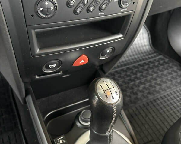 Серый Рено Меган, объемом двигателя 1.6 л и пробегом 210 тыс. км за 6150 $, фото 16 на Automoto.ua