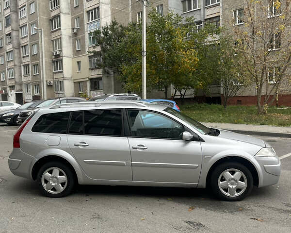Сірий Рено Меган, об'ємом двигуна 1.9 л та пробігом 230 тис. км за 5200 $, фото 2 на Automoto.ua