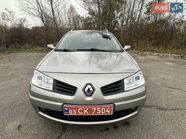 Серый Рено Меган, объемом двигателя 1.6 л и пробегом 179 тыс. км за 5300 $, фото 3 на Automoto.ua